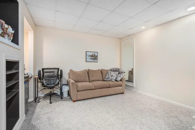 $569,900 | 69154 Elkhart Road, Edwardsburg, MI 49112