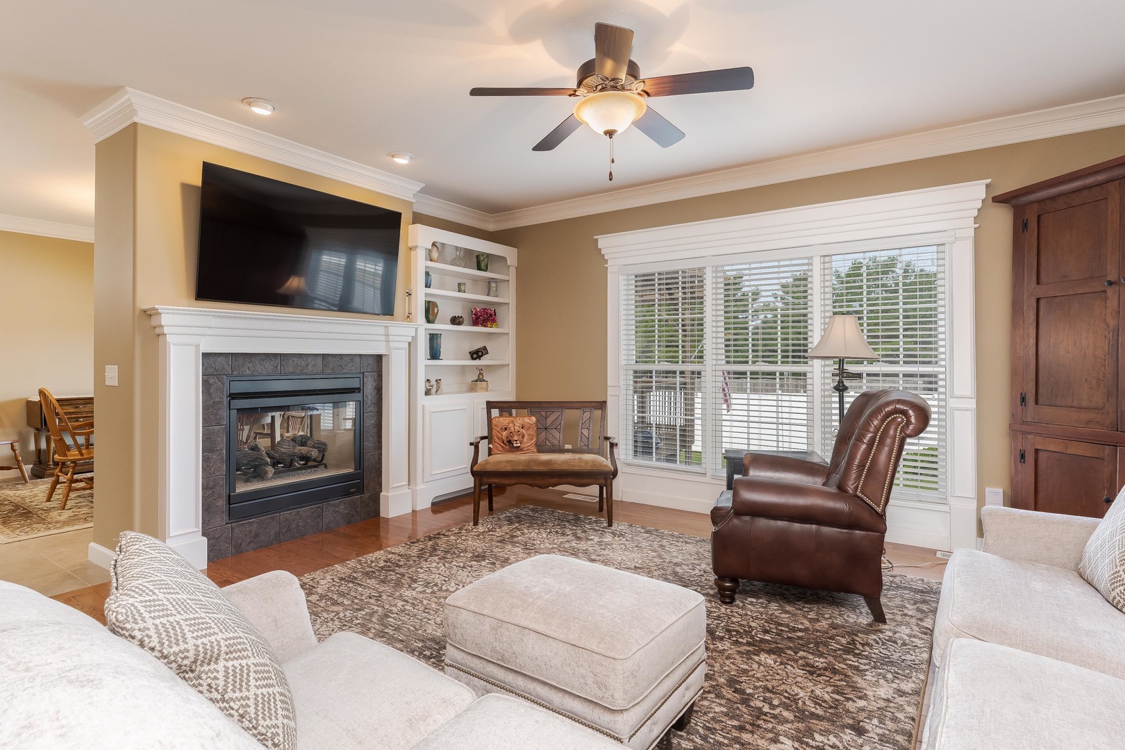 2030 Escalade Road Bloomington, IL 61705 - Photo 4 of 53 Gallery Image 4