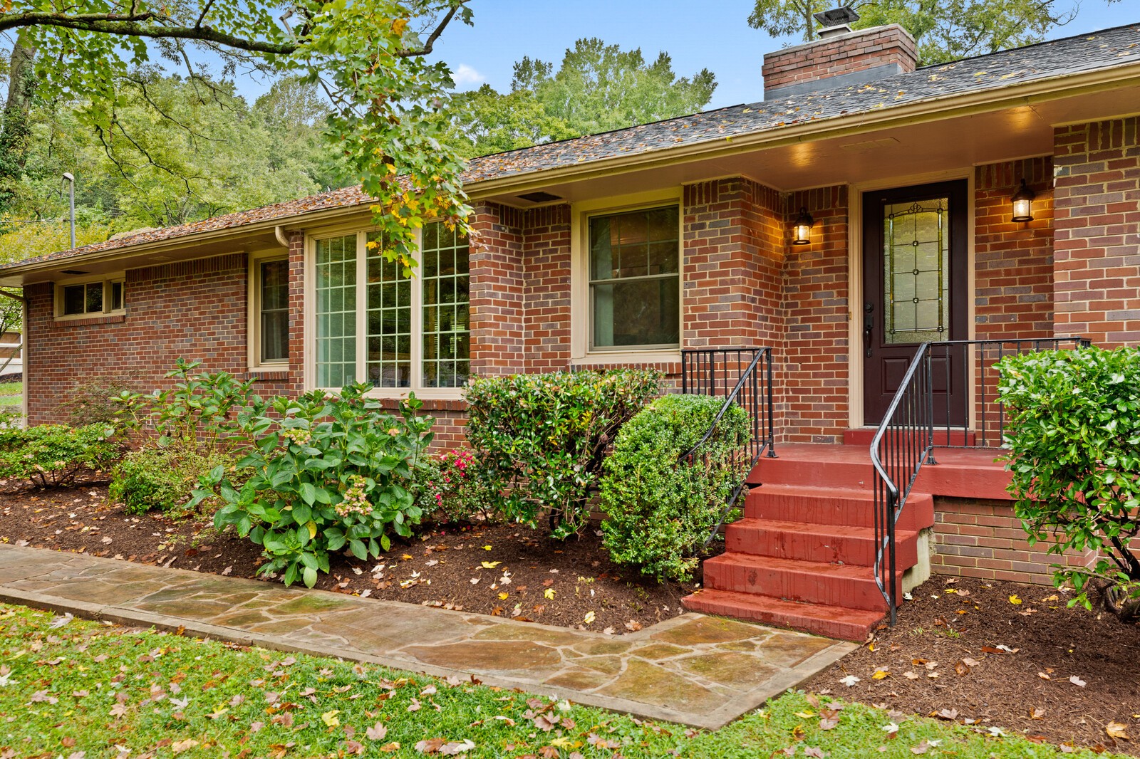 504 Crieve Road Nashville, TN 37220 - Photo 3 of 32 Gallery Image 3