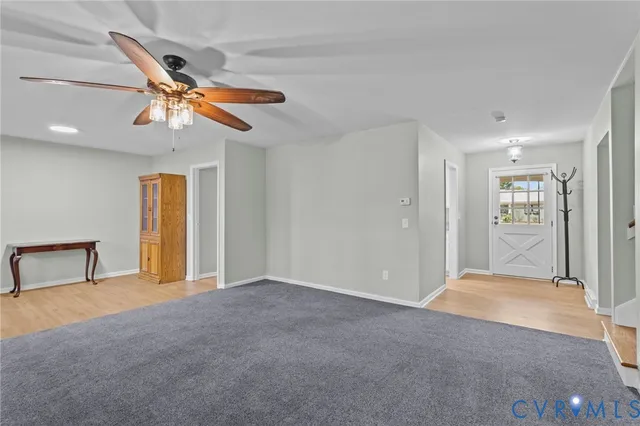 a view of an empty room with window