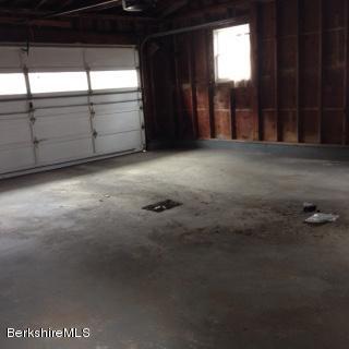 222 Partridge Road Pittsfield, MA 01201 - Photo 12 of 13 g2