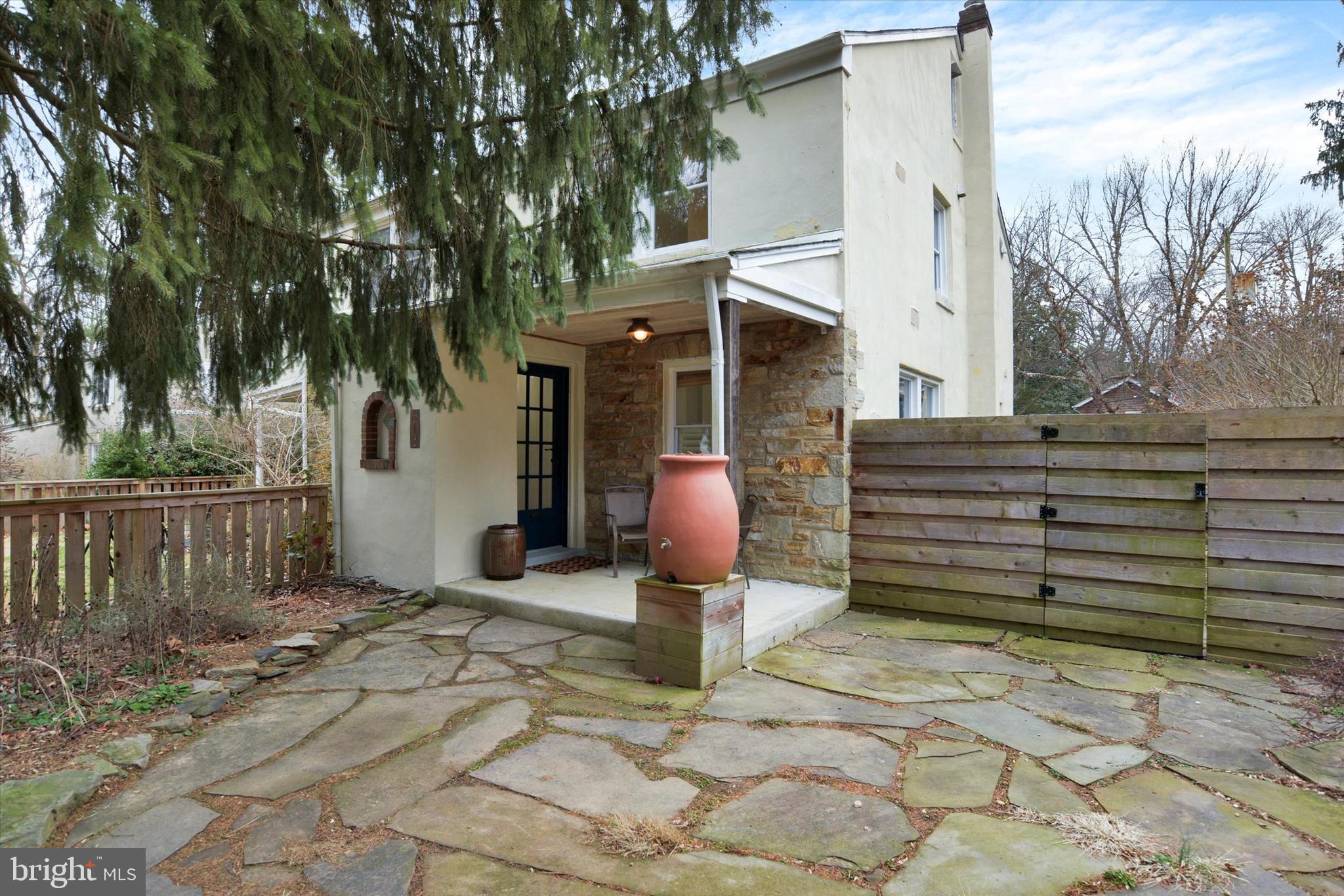 615 Deepdene Road Baltimore, MD 21210 - Photo 2 of 27 Front of house