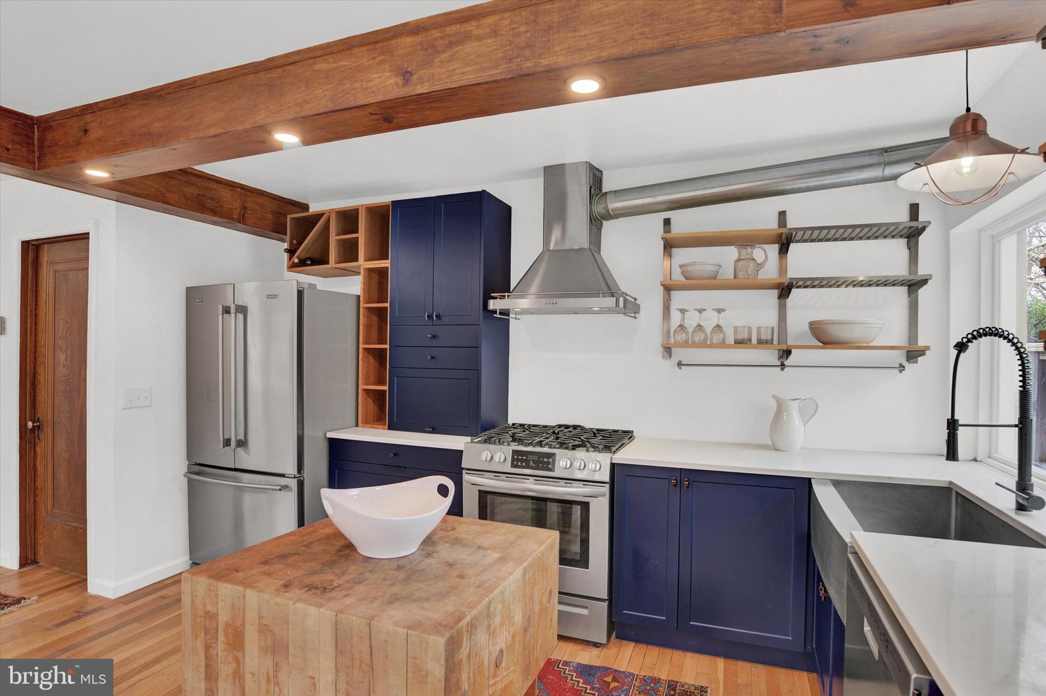 615 Deepdene Road Baltimore, MD 21210 - Photo 9 of 27 Eat-in kitchen