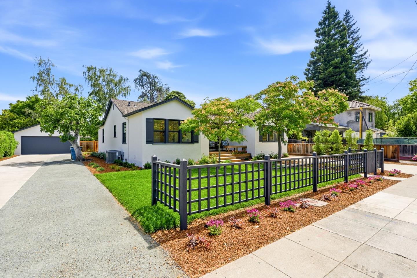 2351 Louis Road Palo Alto, CA 94303 - Photo 4 of 42
