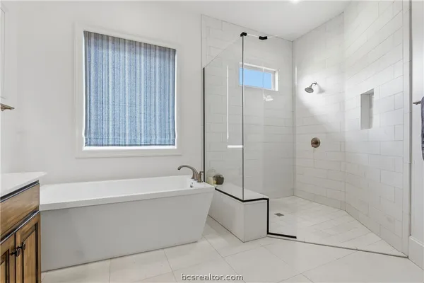 $749,900 | 4229 Villaggio Court, Bryan, TX 77802