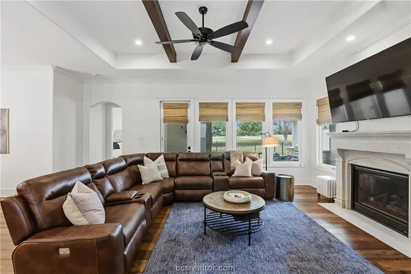 $749,900 | 4229 Villaggio Court, Bryan, TX 77802