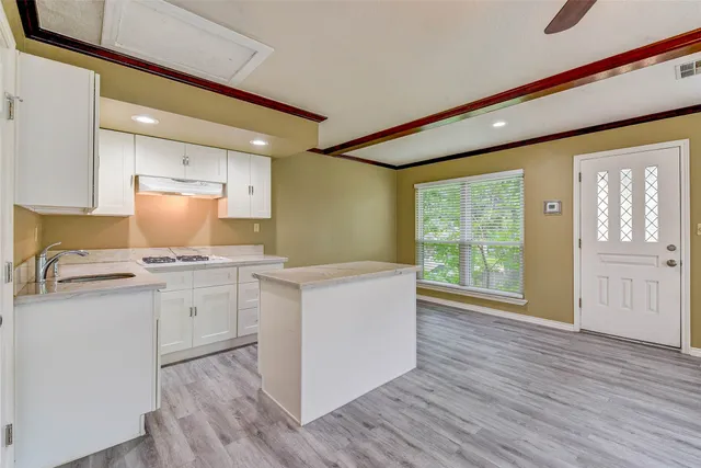 $1,000 | 15606 Dawnbrook Drive, Houston, TX 77068