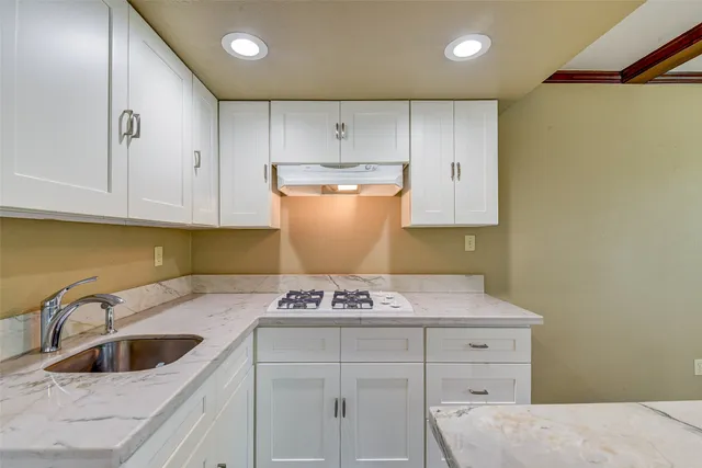 $1,000 | 15606 Dawnbrook Drive, Houston, TX 77068