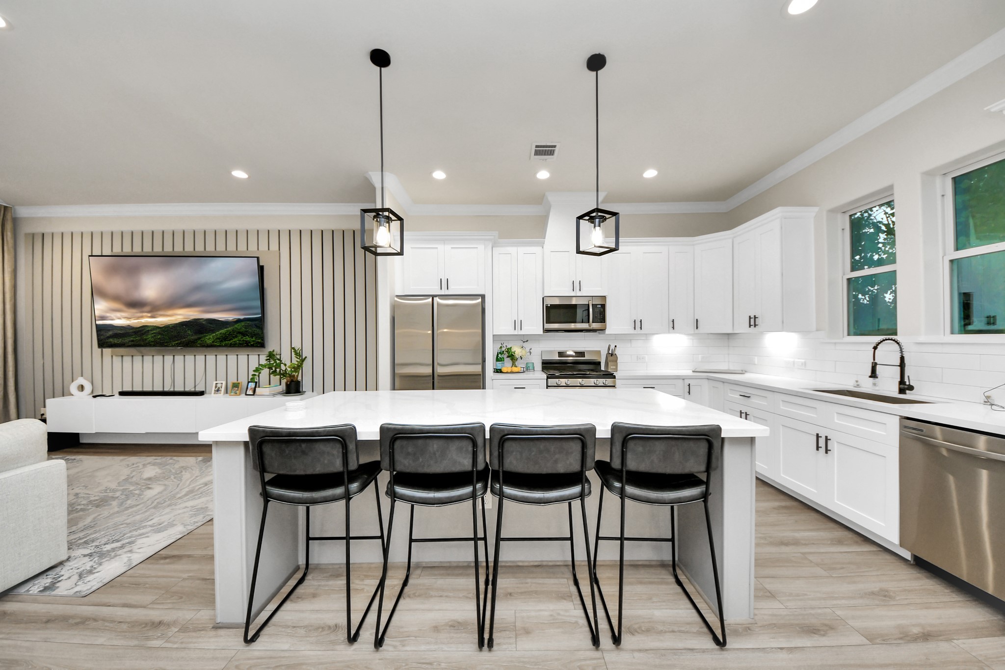 2007 Briley Street Houston, TX 77004 - Photo 13 of 36