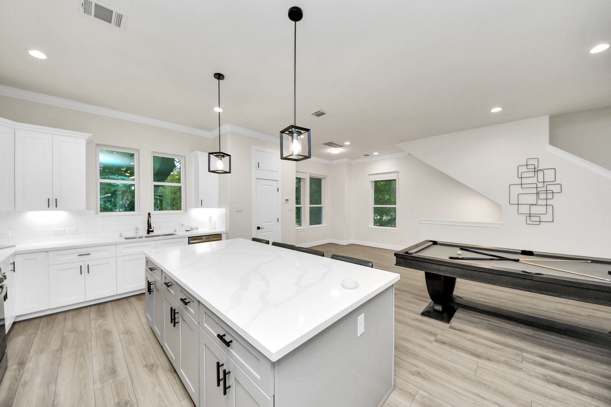 2007 Briley Street Houston, TX 77004 - Photo 16 of 36