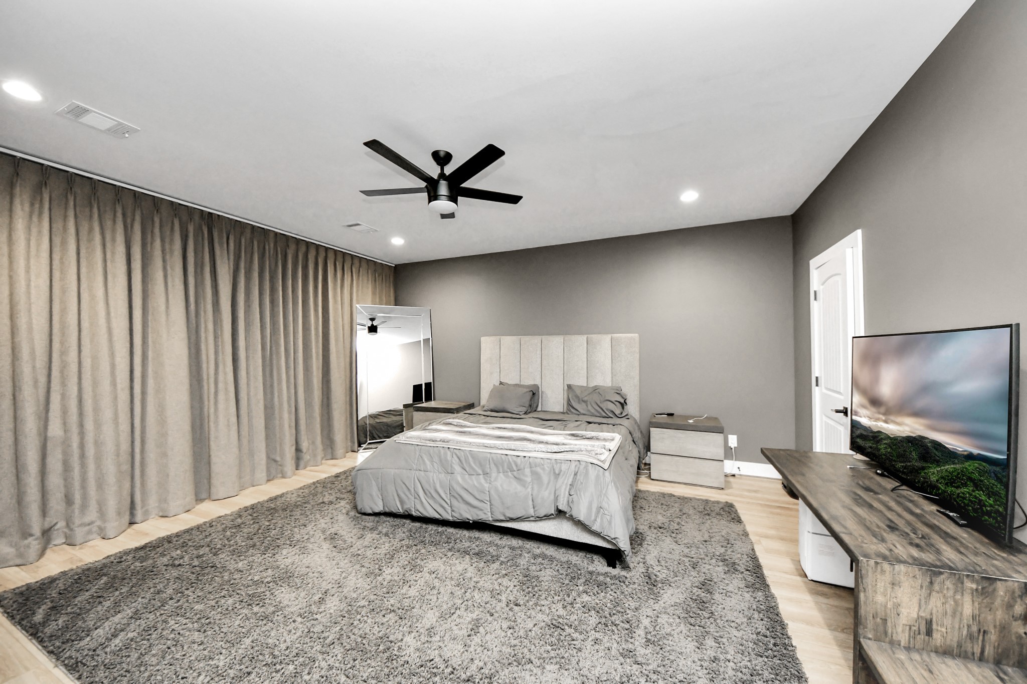 2007 Briley Street Houston, TX 77004 - Photo 27 of 36