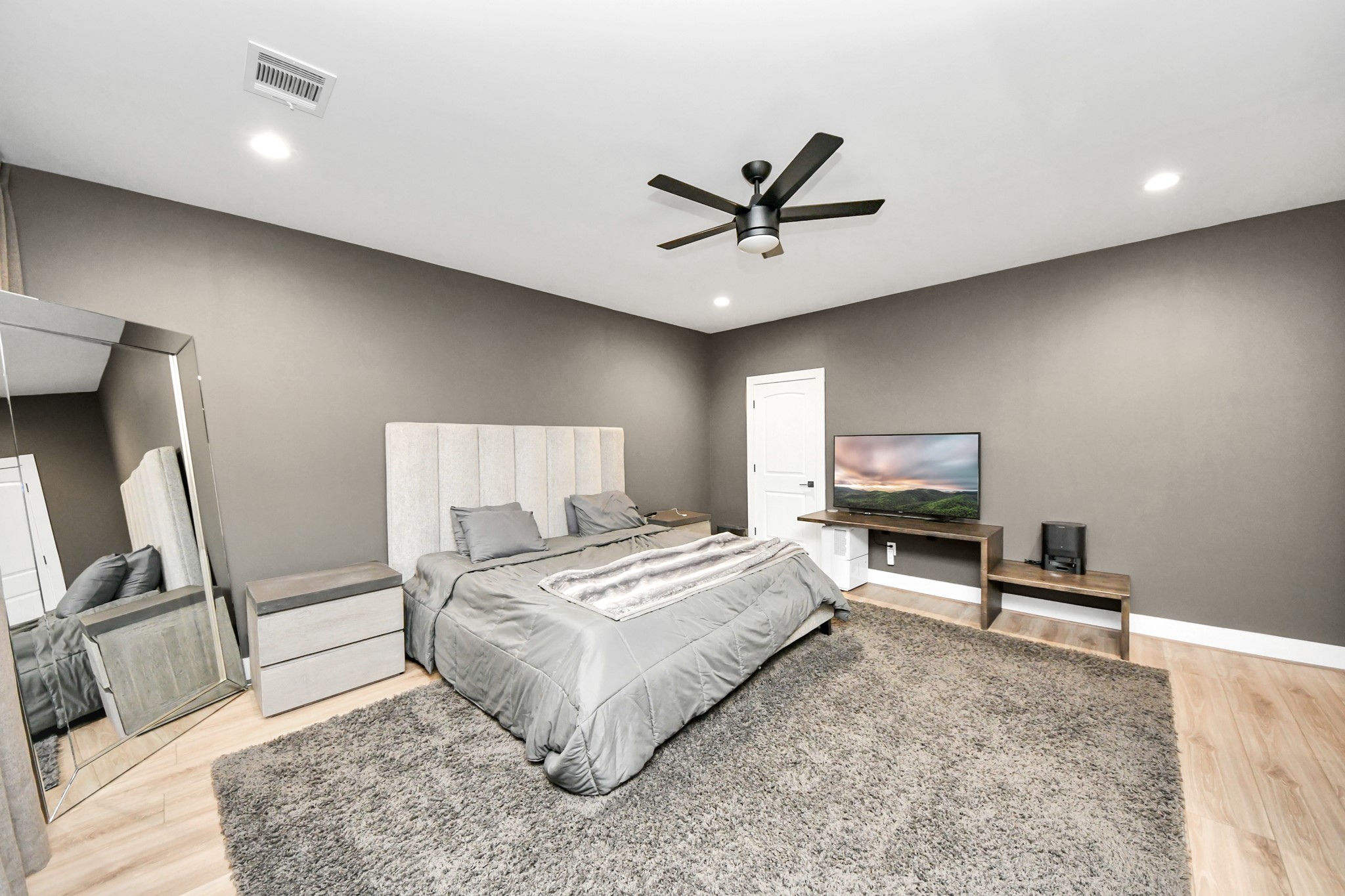 2007 Briley Street Houston, TX 77004 - Photo 28 of 36