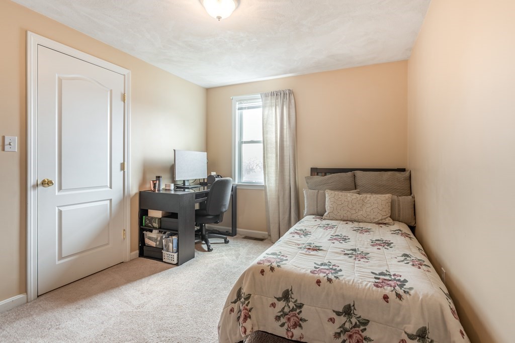 395 Riverside Street, Unit 395 Lowell, MA 01854 - Photo 21 of 29 Gallery Image 21