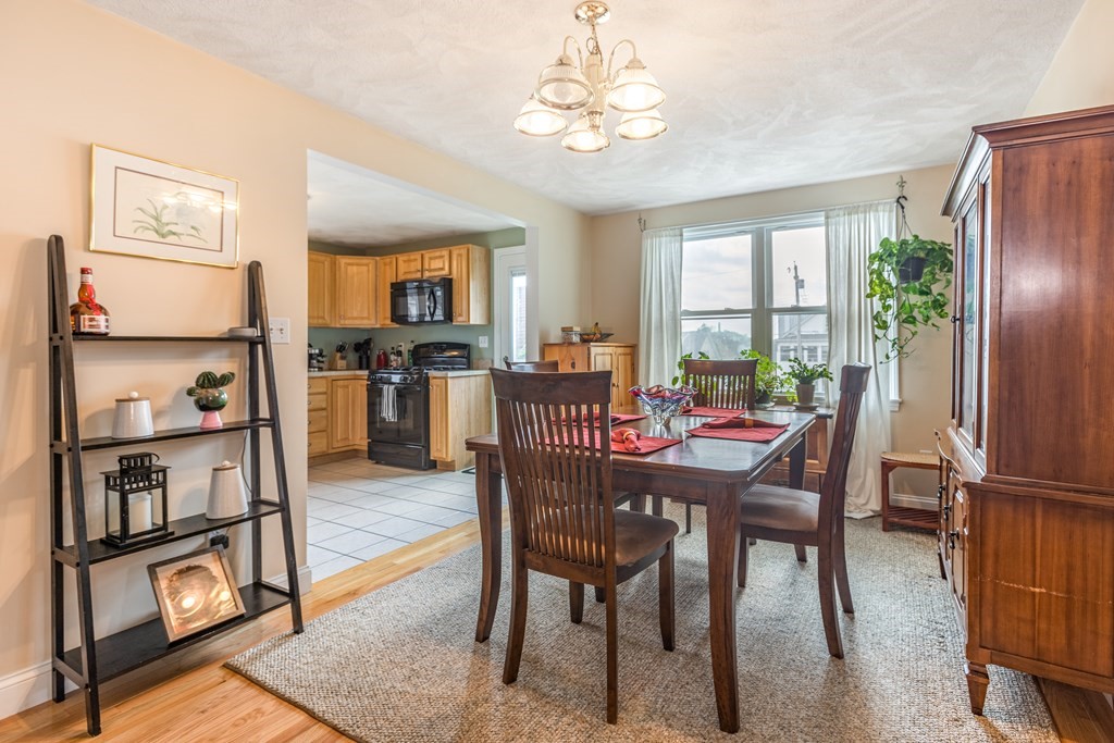 395 Riverside Street, Unit 395 Lowell, MA 01854 - Photo 7 of 29 Gallery Image 7