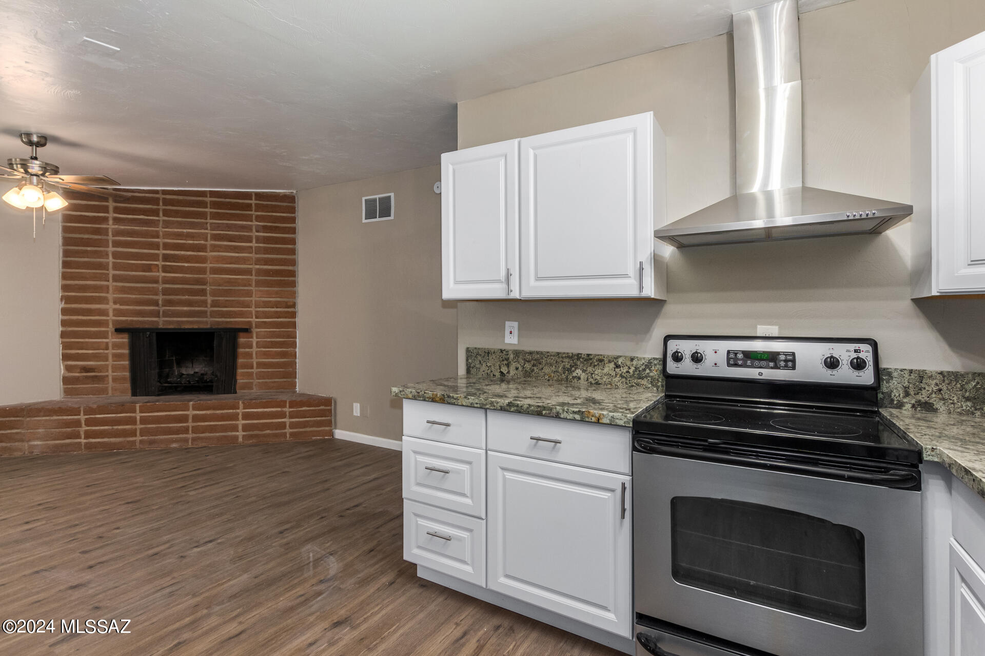 2057 West Wetmore Road Tucson, AZ 85705 - Photo 15 of 37 Gallery Image 15