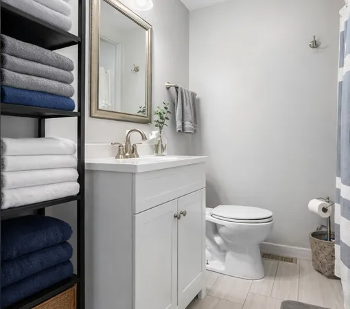 $305,000 | 432 Winston Lane, Chicago Heights, IL 60411