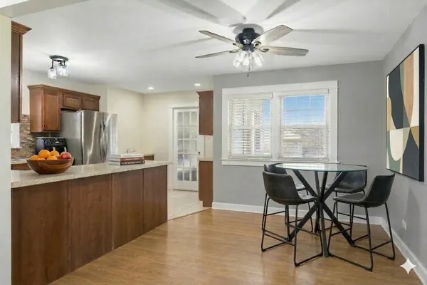 $305,000 | 432 Winston Lane, Chicago Heights, IL 60411
