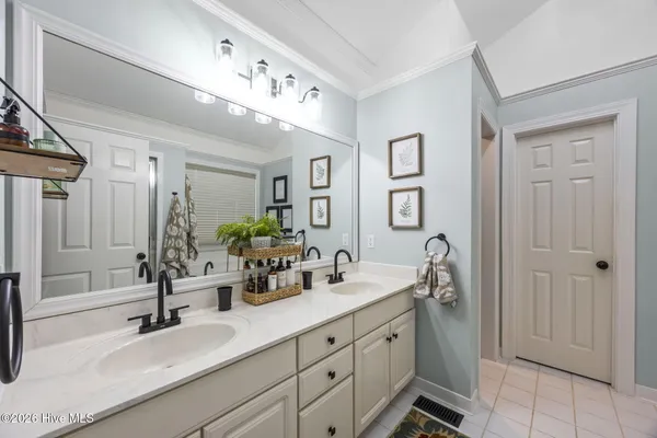 $449,000 | 108 Southern Hills Drive, New Bern, NC 28562