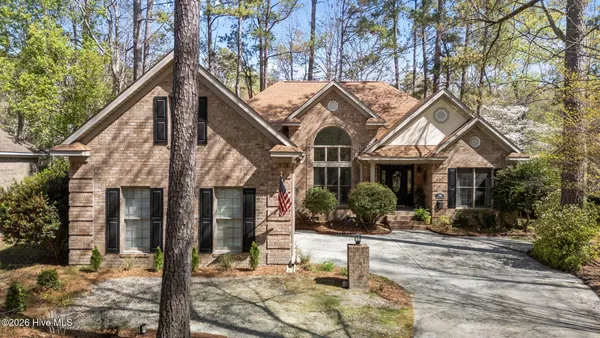 $449,000 | 108 Southern Hills Drive, New Bern, NC 28562