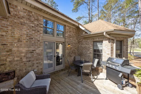 $449,000 | 108 Southern Hills Drive, New Bern, NC 28562