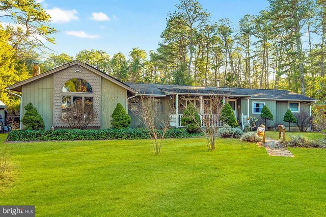 $435,000 | 2811 Cedar Lane, Hammonton, NJ 08037