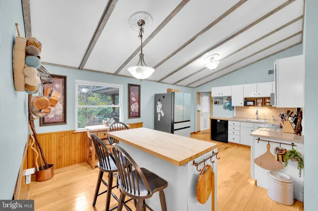 $435,000 | 2811 Cedar Lane, Hammonton, NJ 08037