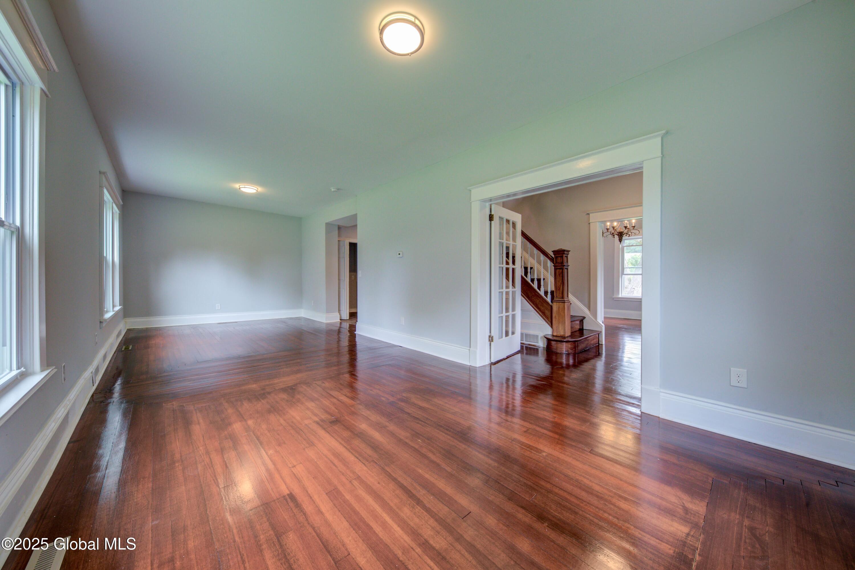2627 Troy Schenectady Road Schenectady, NY 12309 - Photo 19 of 59 Troy Schenectady-30