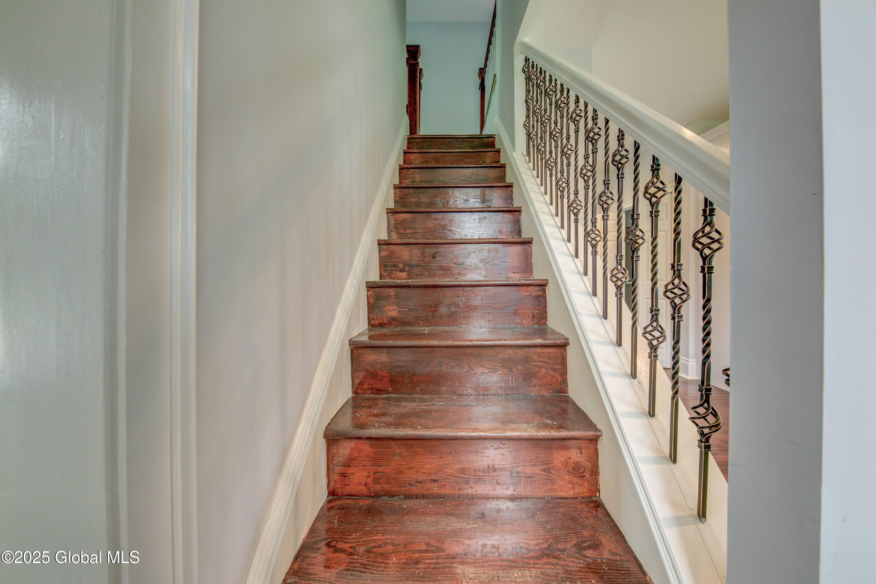 2627 Troy Schenectady Road Schenectady, NY 12309 - Photo 2 of 59 Troy Schenectady-49