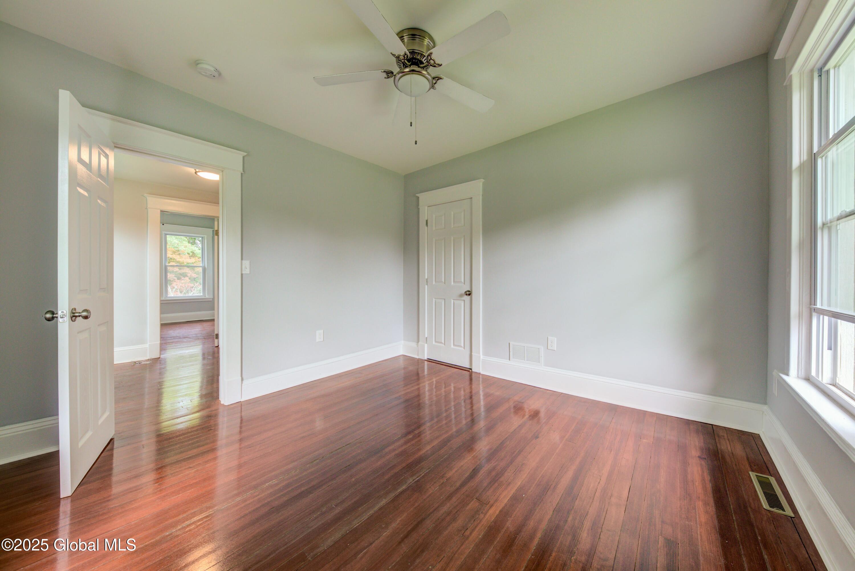 2627 Troy Schenectady Road Schenectady, NY 12309 - Photo 22 of 59 Troy Schenectady-25