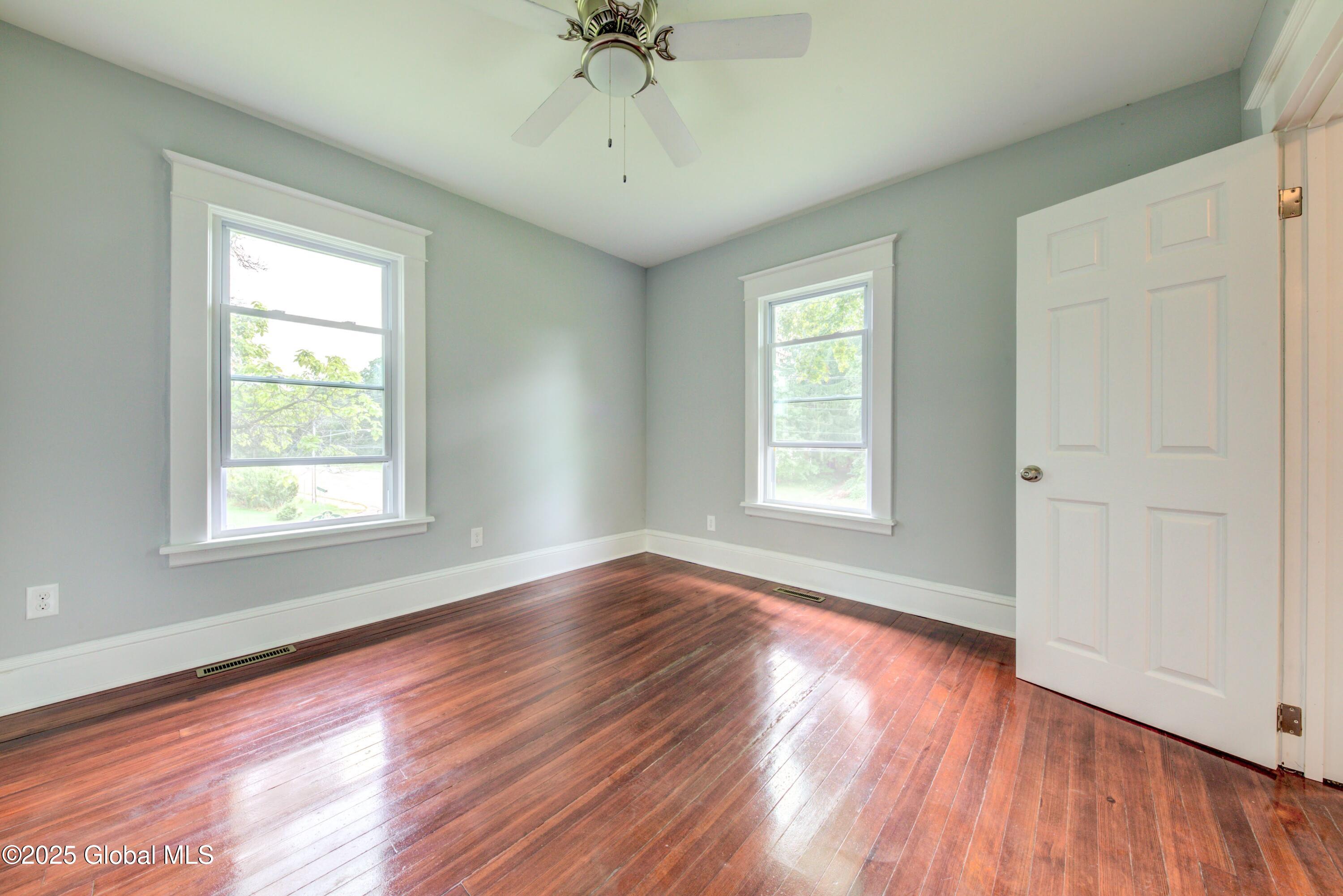 2627 Troy Schenectady Road Schenectady, NY 12309 - Photo 23 of 59 Troy Schenectady-24