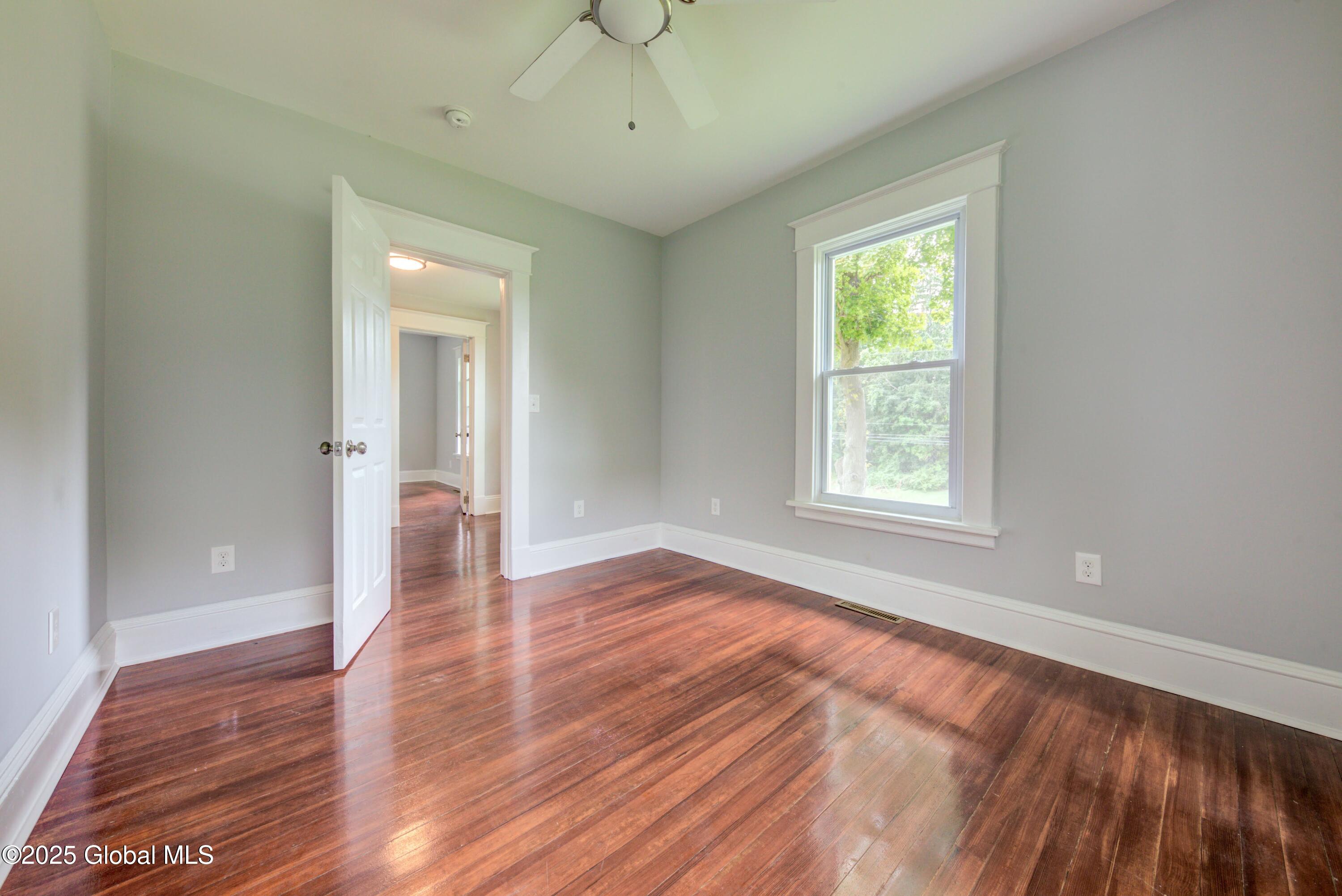 2627 Troy Schenectady Road Schenectady, NY 12309 - Photo 25 of 59 Troy Schenectady-22