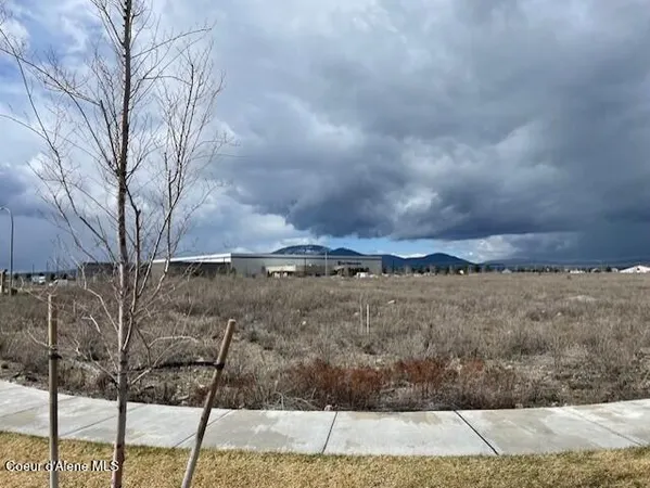 $5,318,676 | 577 West Fryeburg Avenue, Hayden, ID 83835