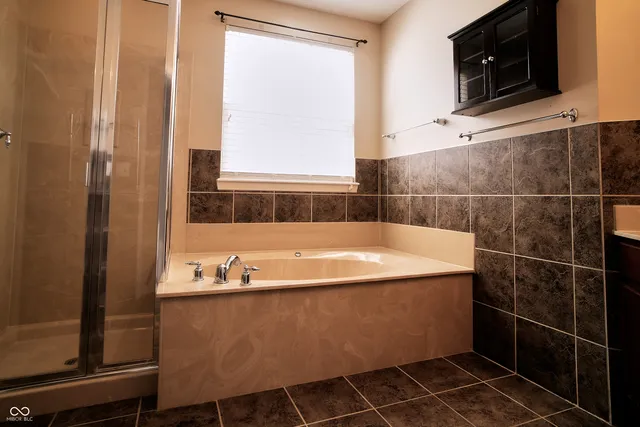 $2,500 | 11813 Traymoore Drive, Fishers, IN 46038