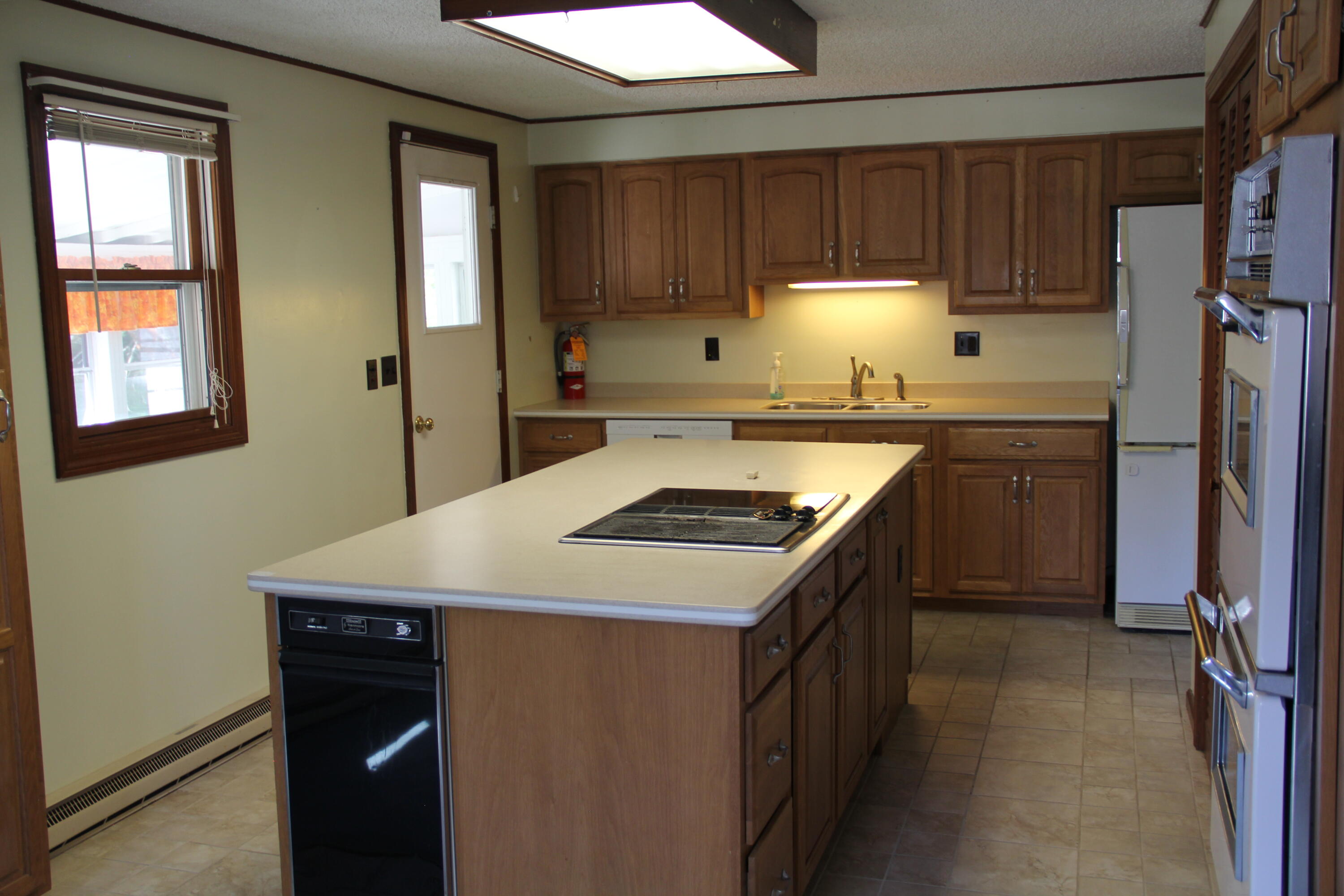 445 Waterville Road Skowhegan, ME 04976 - Photo 5 of 33 IMG_9930