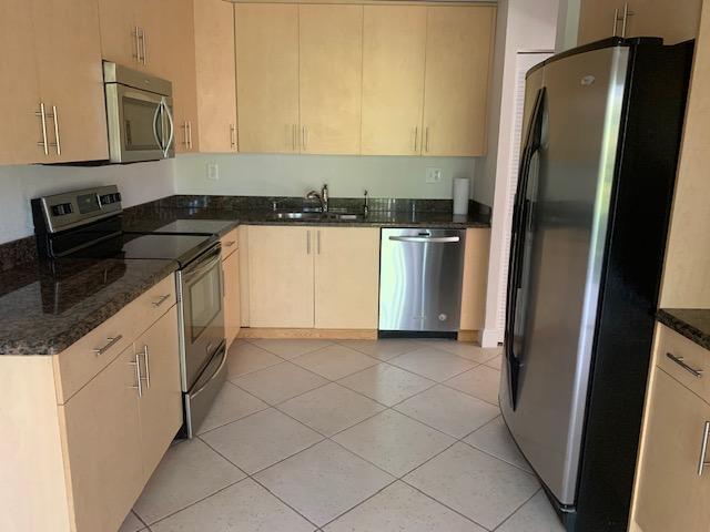 20861 Del Luna Drive Boca Raton, FL 33433 - Photo 18 of 20 IMG_1801