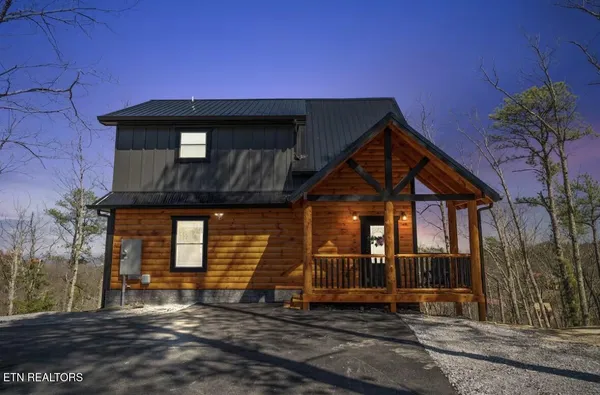 $824,900 | 1974 Timber Ridge Way, Sevierville, TN 37876