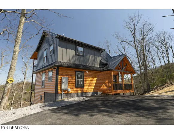 $824,900 | 1974 Timber Ridge Way, Sevierville, TN 37876