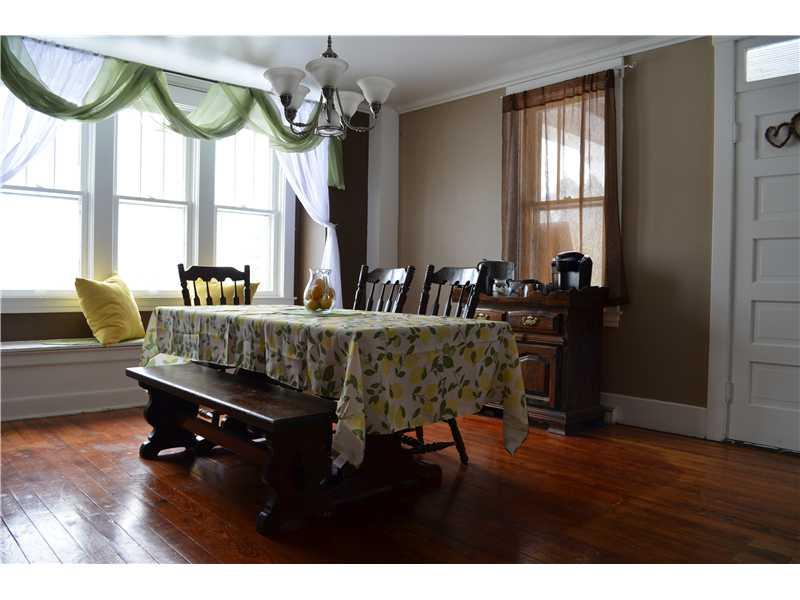 886 Freeport Road Freeport, PA 16229 - Photo 8 of 24 Dining Room.