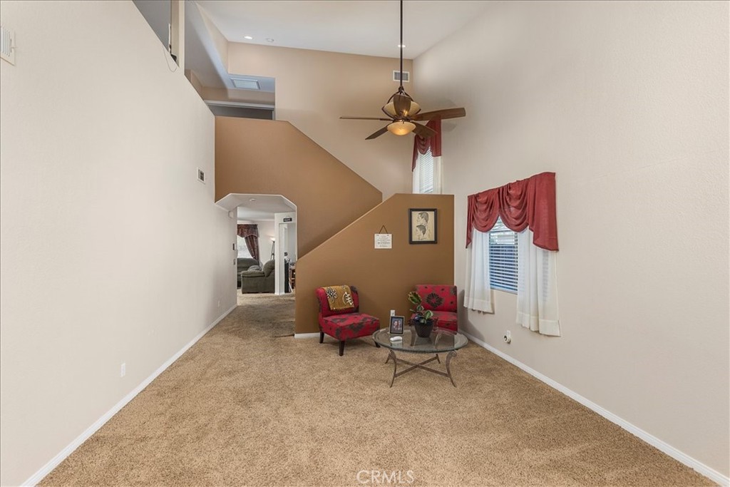 28984 Escalante Road Menifee, CA 92587 - Photo 5 of 40 Dining area or sitting room
