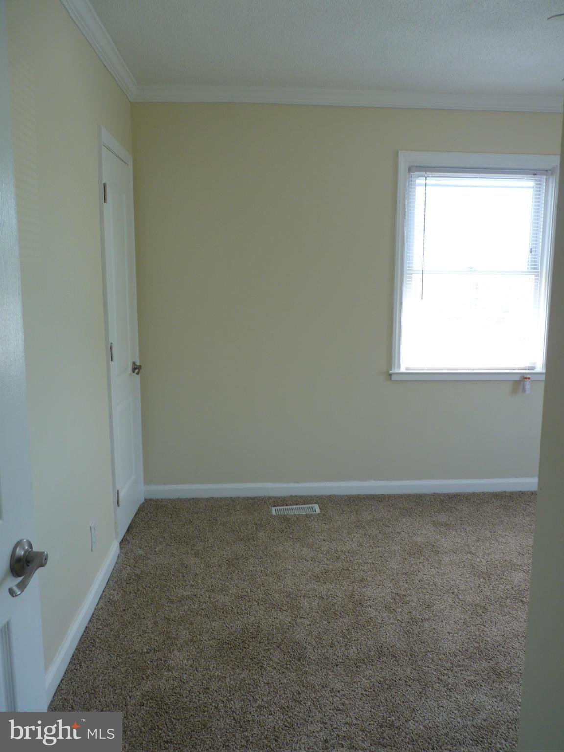 1551 Gleneagle Road Baltimore, MD 21239 - Photo 14 of 30 3rd Bedroom