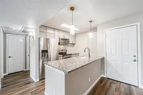 $1,375 | 2822 South Bartell Drive, Unit 32, Houston, TX 77054
