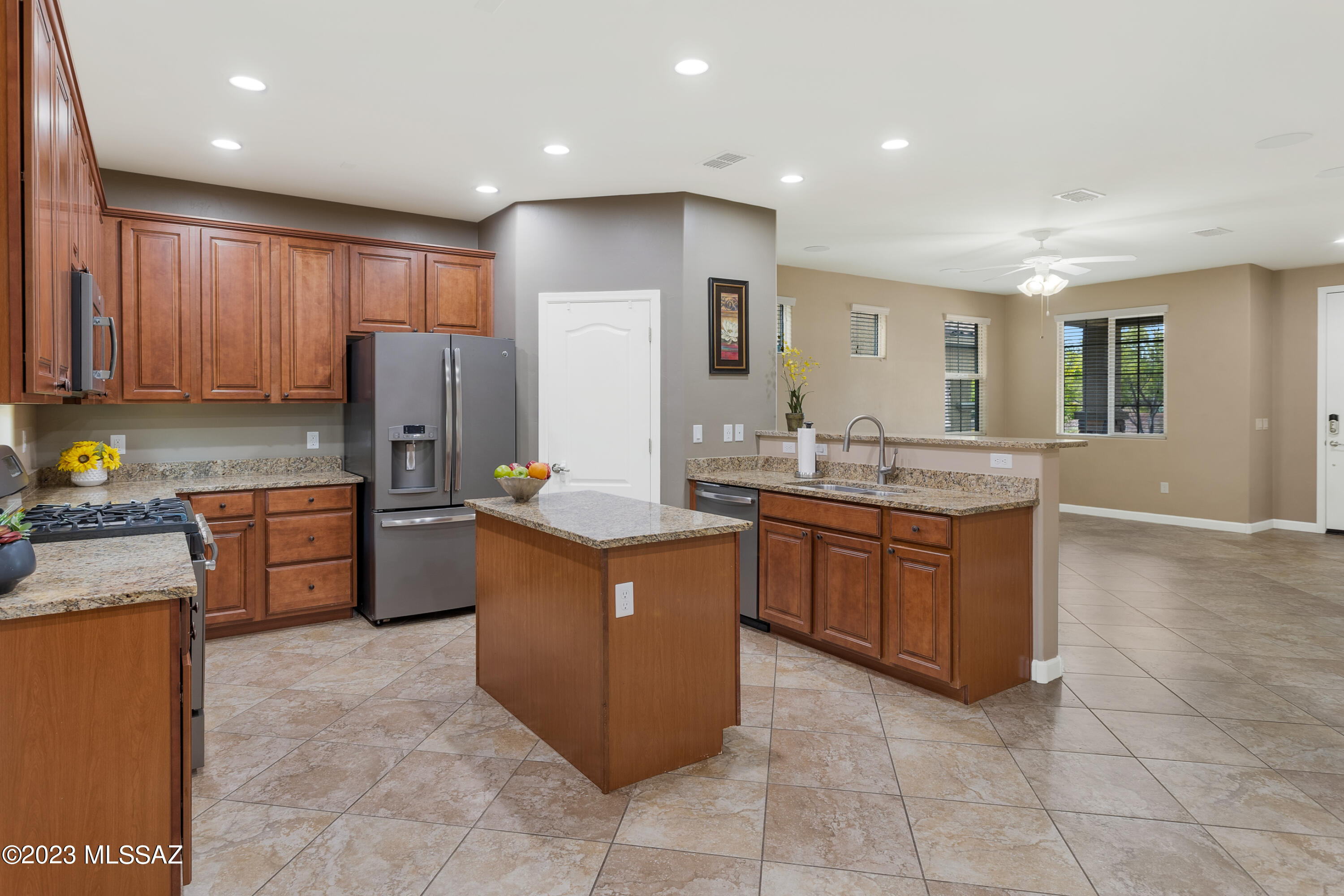 12920 North Shell Traders Court Tucson, AZ 85755 - Photo 7 of 31