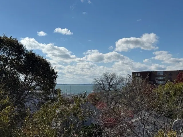 $2,300 | 14 Amity Street, Unit 2, Lynn, MA 01902