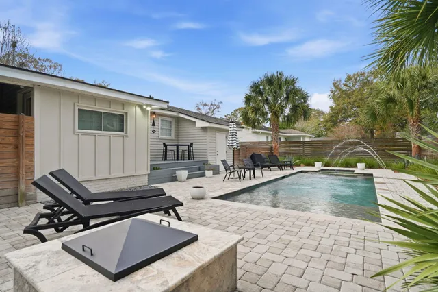 $700,000 | 5210 Ashcroft Avenue, North Charleston, SC 29405