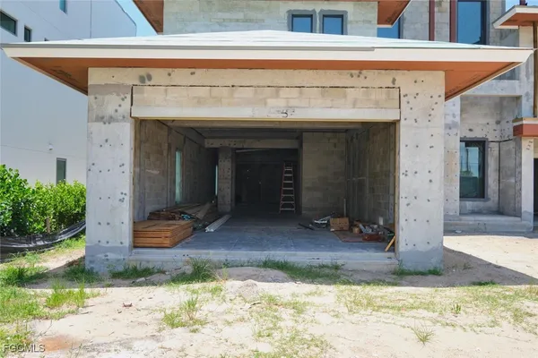 a view of a entryway front of house