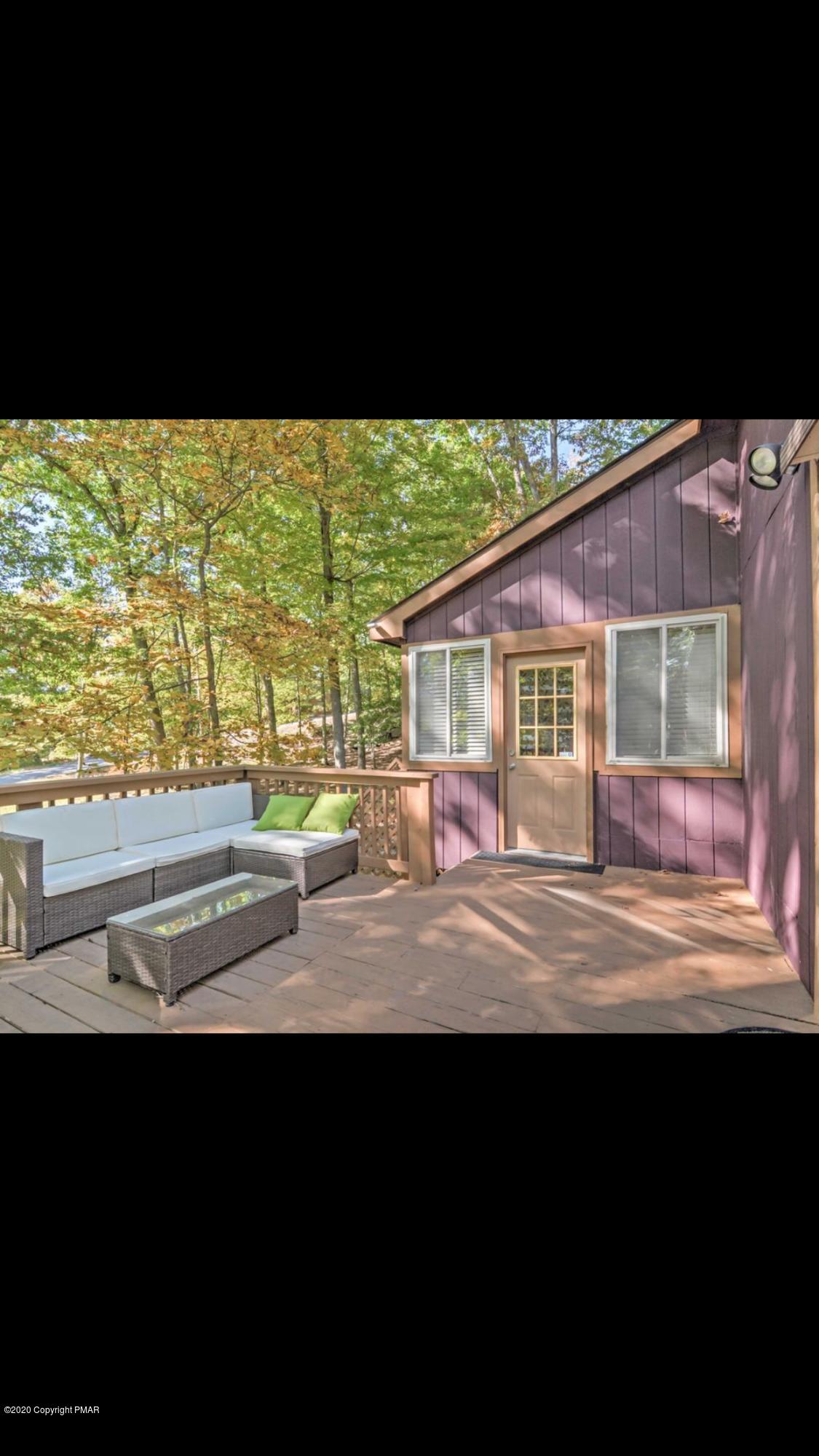202 Radcliff Road Bushkill, PA 18324 - Photo 24 of 25 a view of sky from window