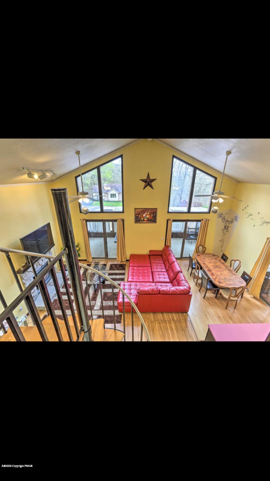 202 Radcliff Road Bushkill, PA 18324 - Photo 4 of 25