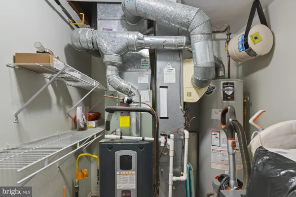 $390,000 | 24 Jacob Court, Ewing, NJ 08628