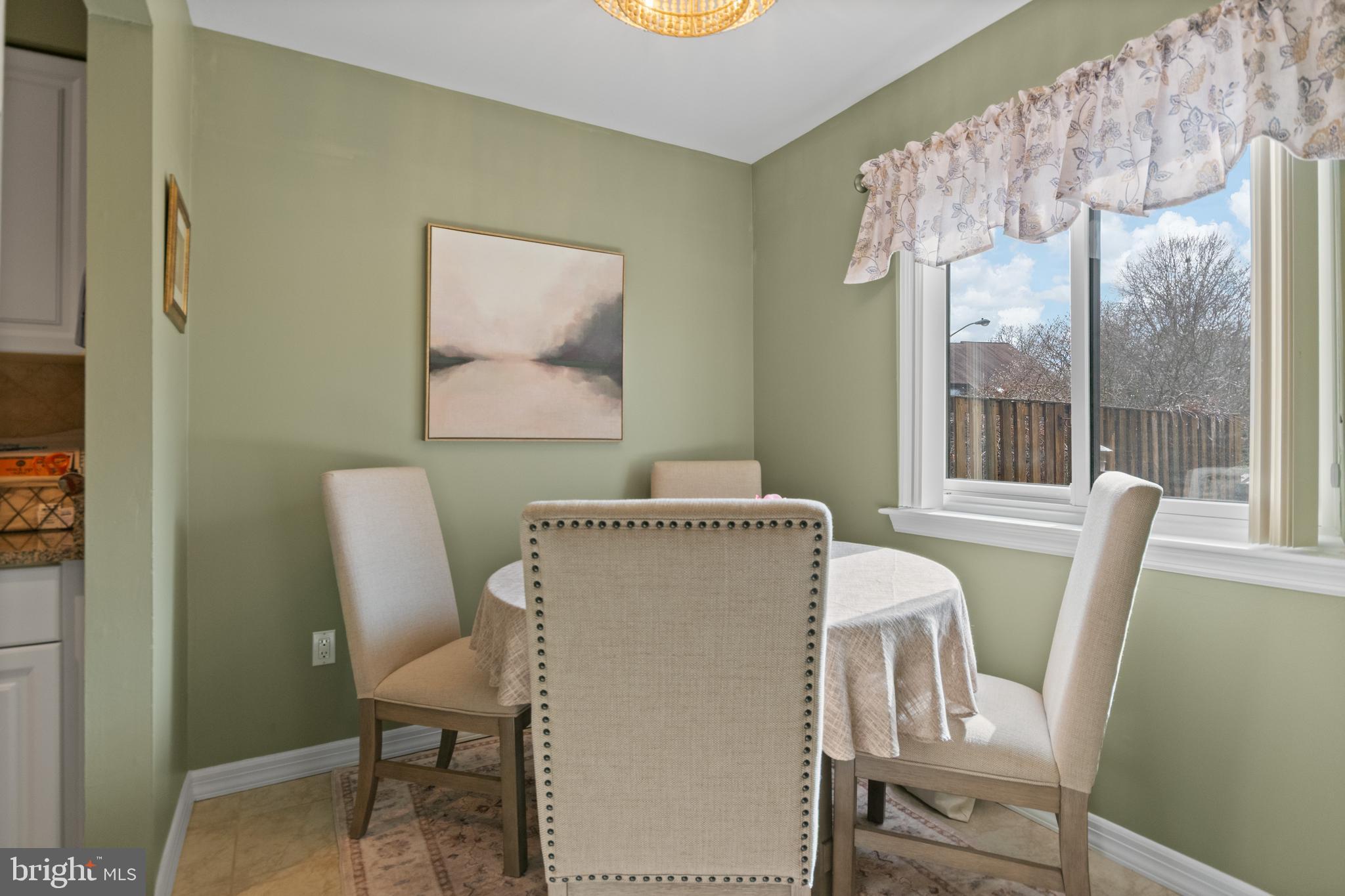 24 Jacob Court Ewing, NJ 08628 - Photo 4 of 31 Breakfast Nook