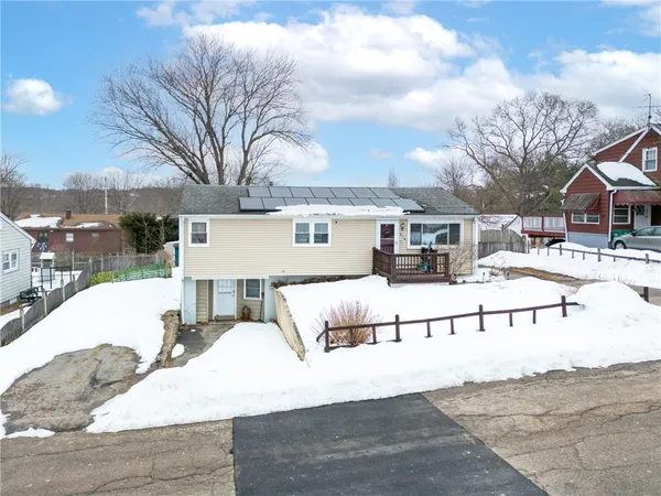 $449,999 | 374 Thibeault Avenue, Woonsocket, RI 02895
